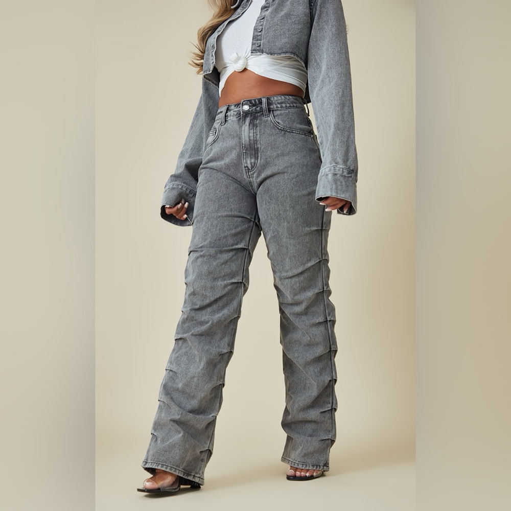 NWT, PrettyLittleThing Washed Gray Ruched Leg Jeans
